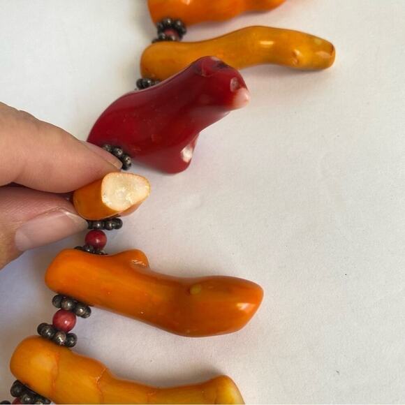 Coral Branch Necklace HUGE Beads Dyed Red Orange Maximalist Iris Apfel Vintage - Picture 9 of 13
